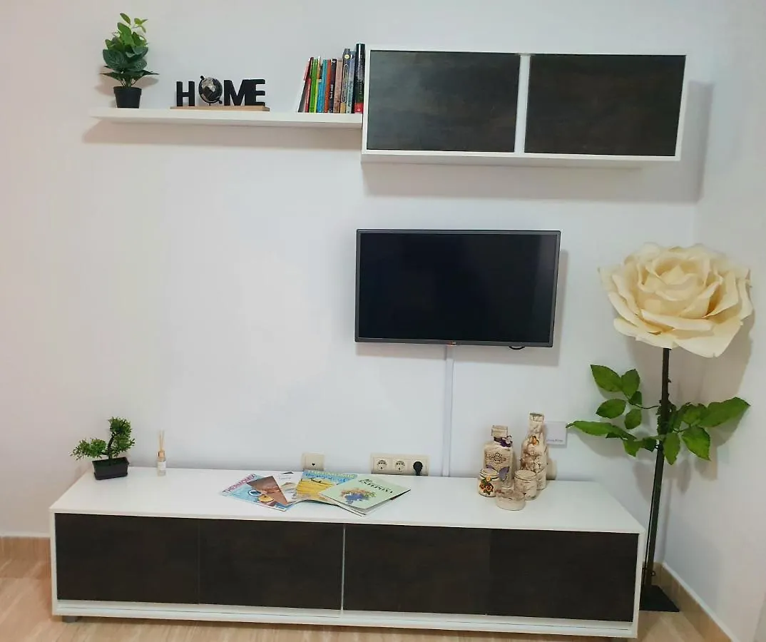 Apartamento Kalea San Luis de Sabinillas 0*,